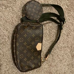 Monogram LV bag used like new